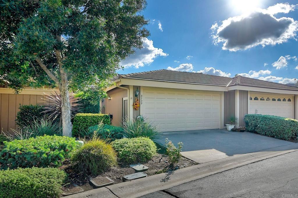 8539 Circle R Valley Lane