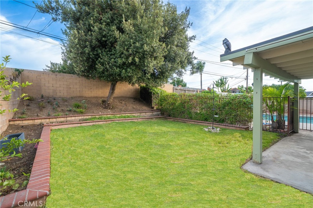 944 Eastglen Drive