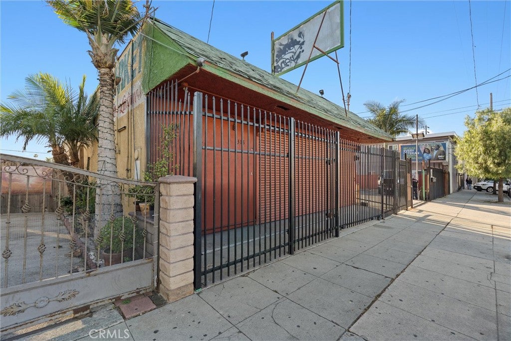 1312 N Wilmington