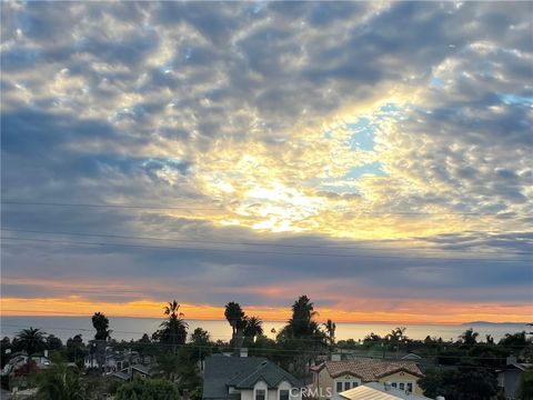 Photo of 3703 Calle La Quinta, San Clemente, CA 92673 (MLS # OC25116033)
