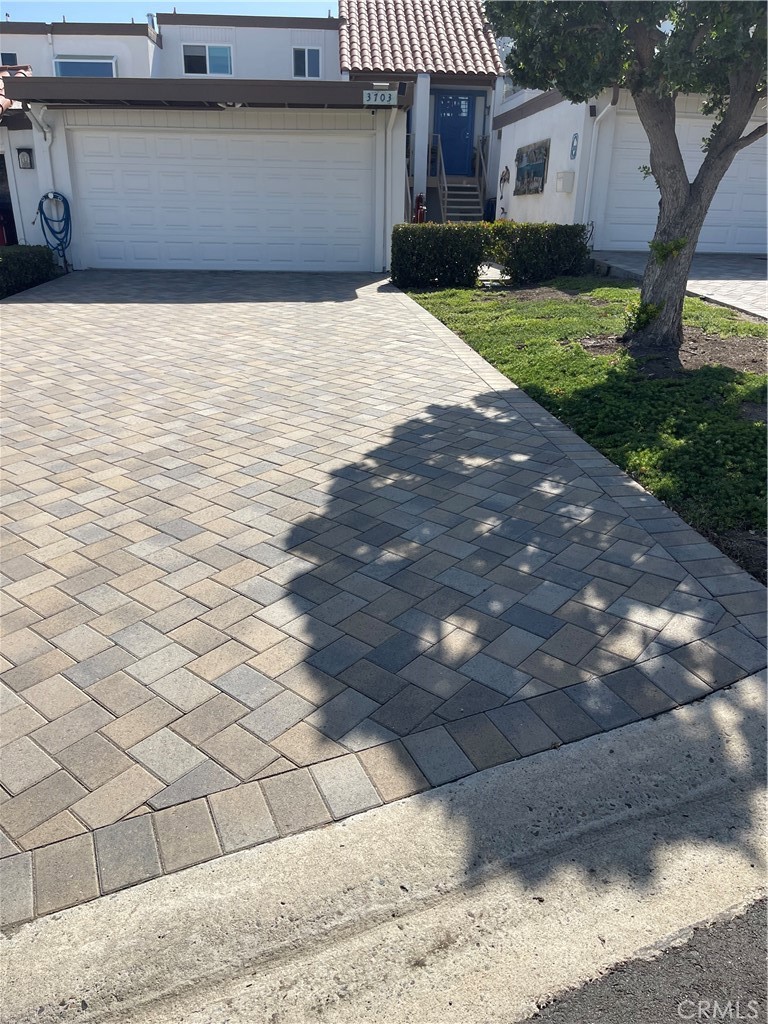 3703 Calle La Quinta
