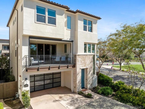 Photo of 16240 Camden Cir Cir, San Diego, CA 92127 (MLS # 260021035SD)
