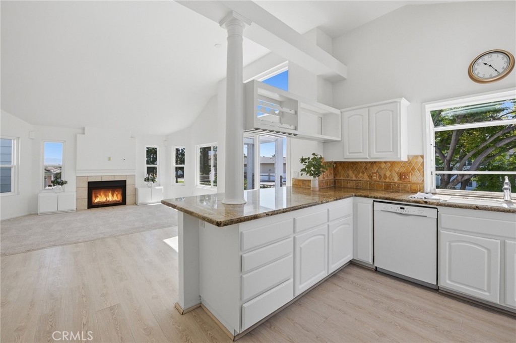 24481 Lantern Hill F