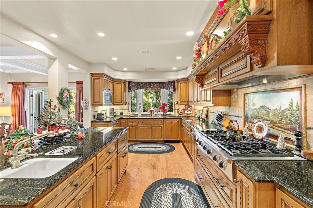 Photo of 8 WESTCLIFF, Laguna Niguel, CA 92677 (MLS # LG25268115)