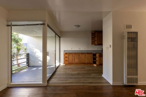 Photo of 1233 BARRY Avenue #101, Los Angeles, CA 90025 (MLS # 25627449)