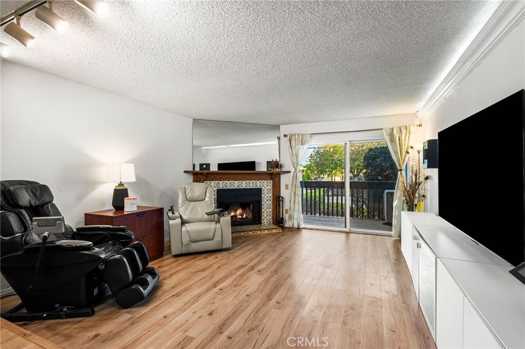 24001 Neece Avenue 7