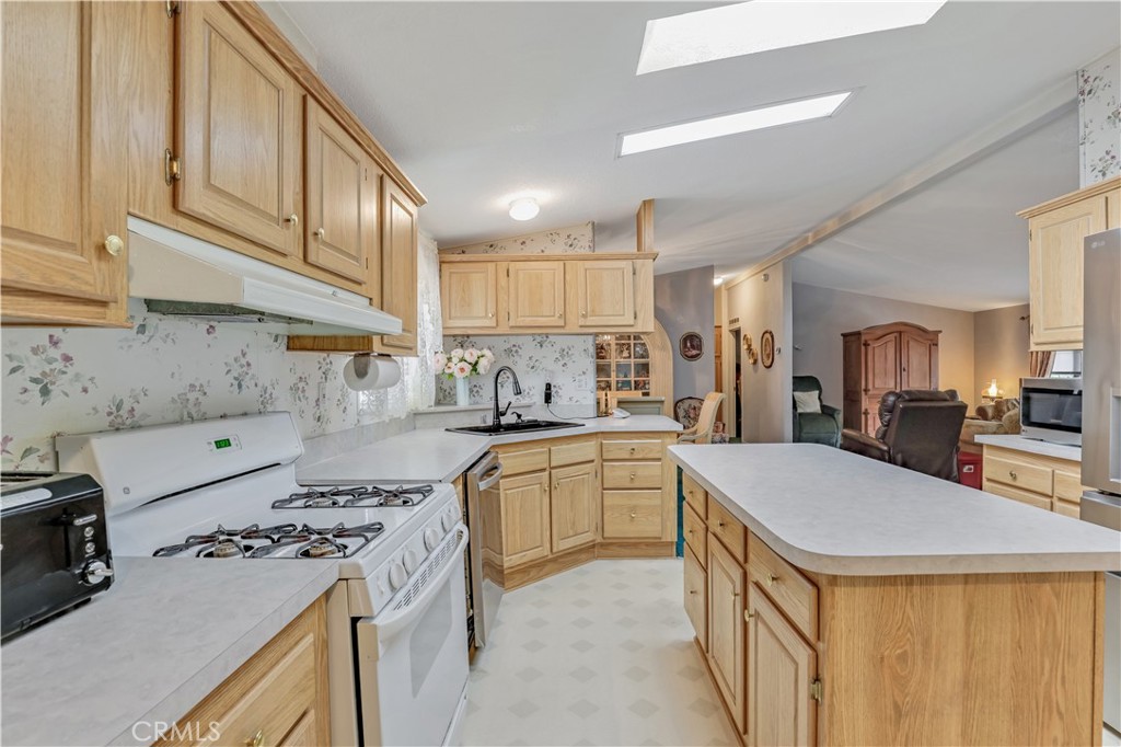 5815 E La Palma Avenue 59