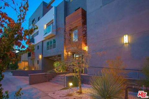 11925 Kling Street 311 Valley Village CA 91607