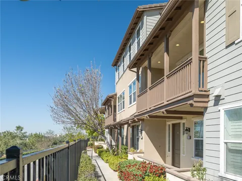 900 N Primrose Ln Unit E, Azusa, CA 91702 - MLS#: TR26063972