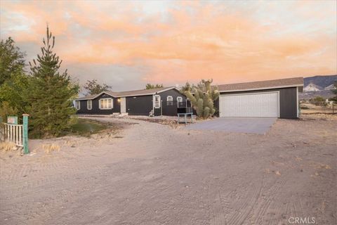Photo of 35875 El Dorado Street, Lucerne Valley, CA 92356 (MLS # IG26145947)