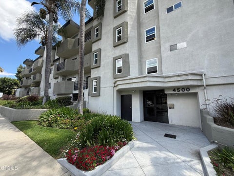 Photo of 4500 Laurel Canyon Boulevard #208, Valley Village, CA 91607 (MLS # P1-27264)