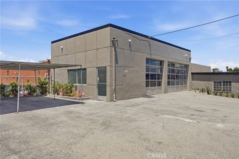 Photo of 713 E El Segundo BLVD, El Segundo, CA 90245 (MLS # SB26130756)