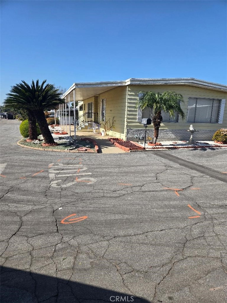 840 E Foothill Boulevard 164