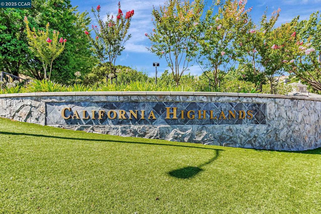 CA HIGHLANDS - Residential
