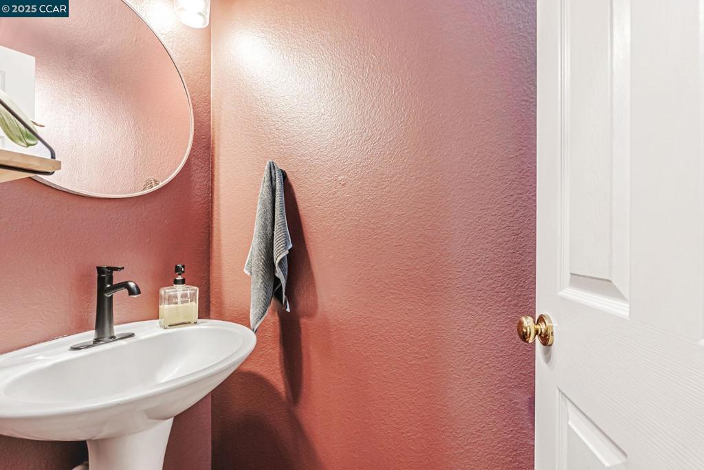 CA HIGHLANDS - Residential