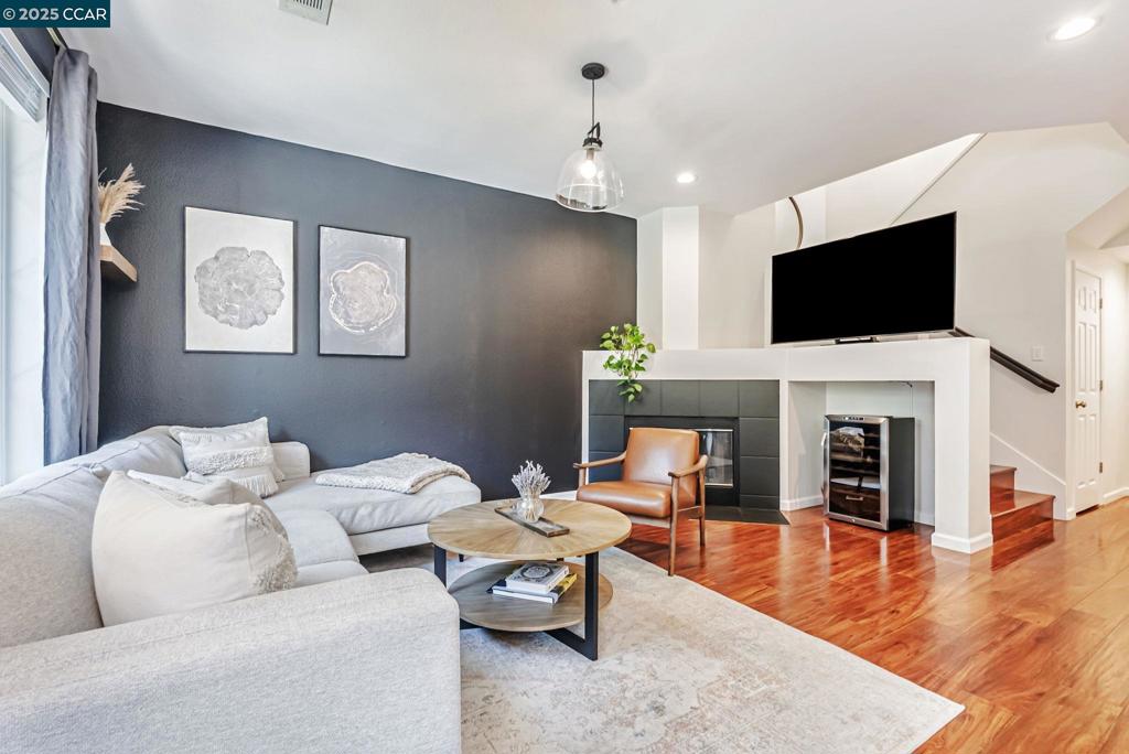 CA HIGHLANDS - Residential