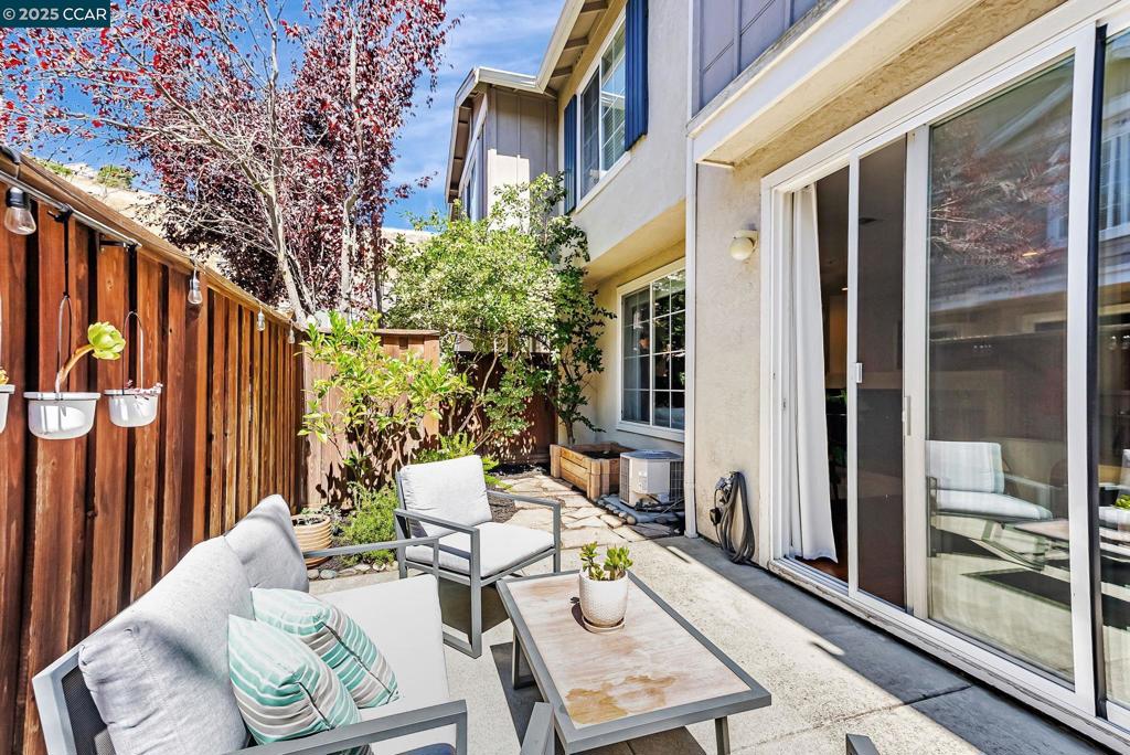 CA HIGHLANDS - Residential