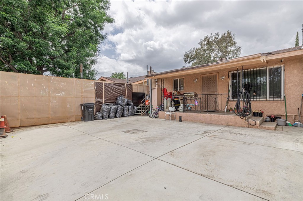 15723 Kadota Street