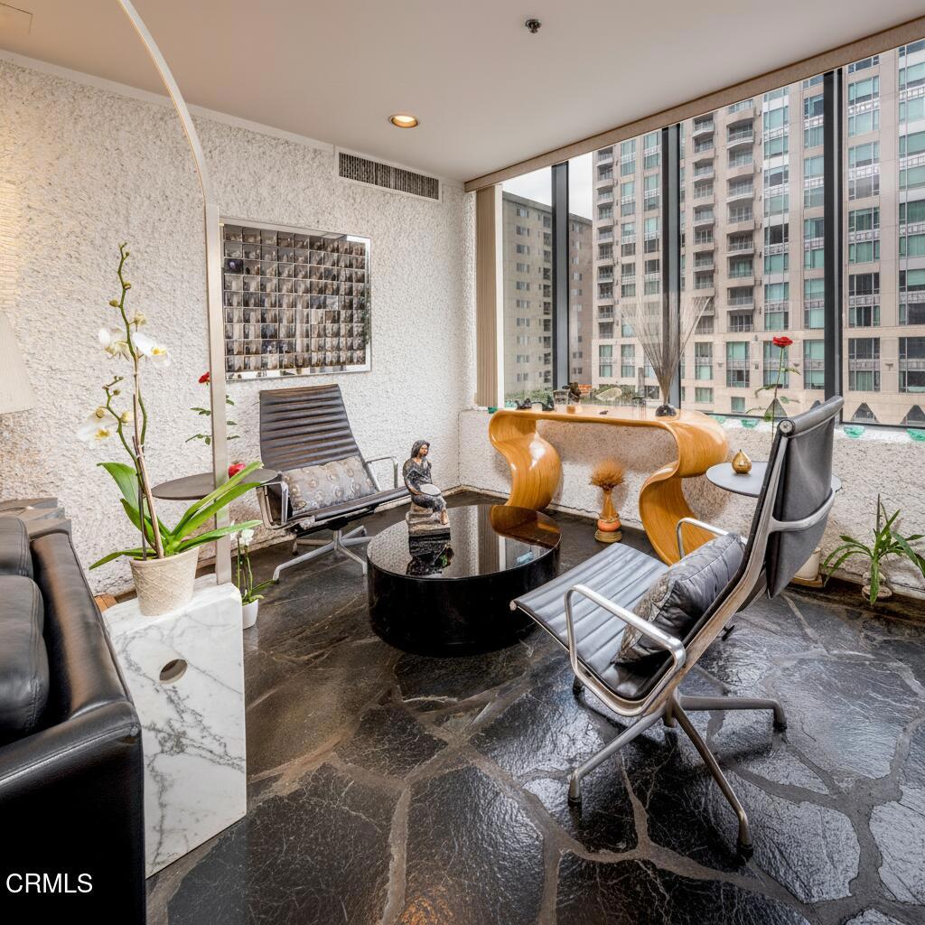 10724 Wilshire Boulevard 607