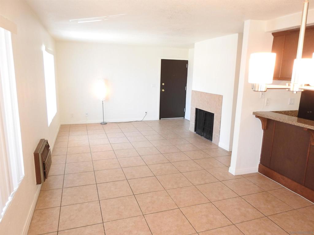2863 Broadway 104