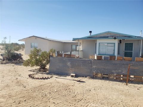 Photo of 69626 Pluto, 29 Palms, CA 92277 (MLS # DW26044575)