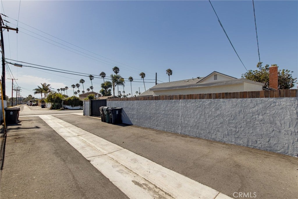 8232 Indianapolis, Huntington Beach CA 92646 - Photo 6
