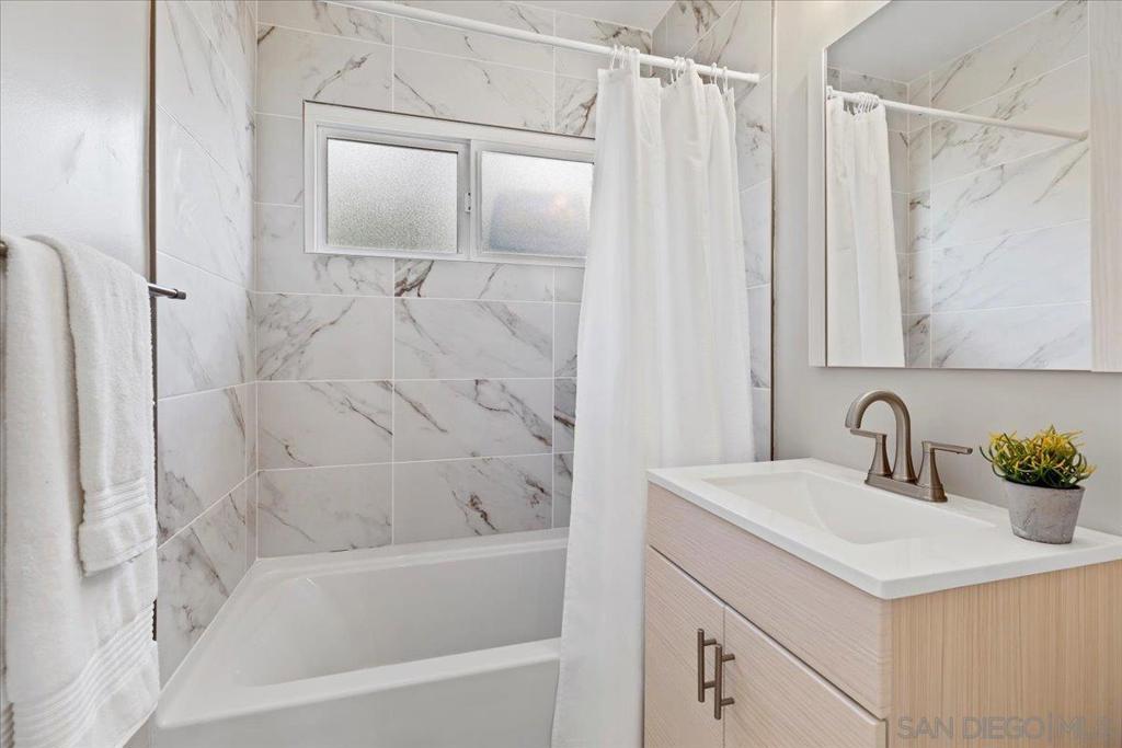 La Mesa - Residential