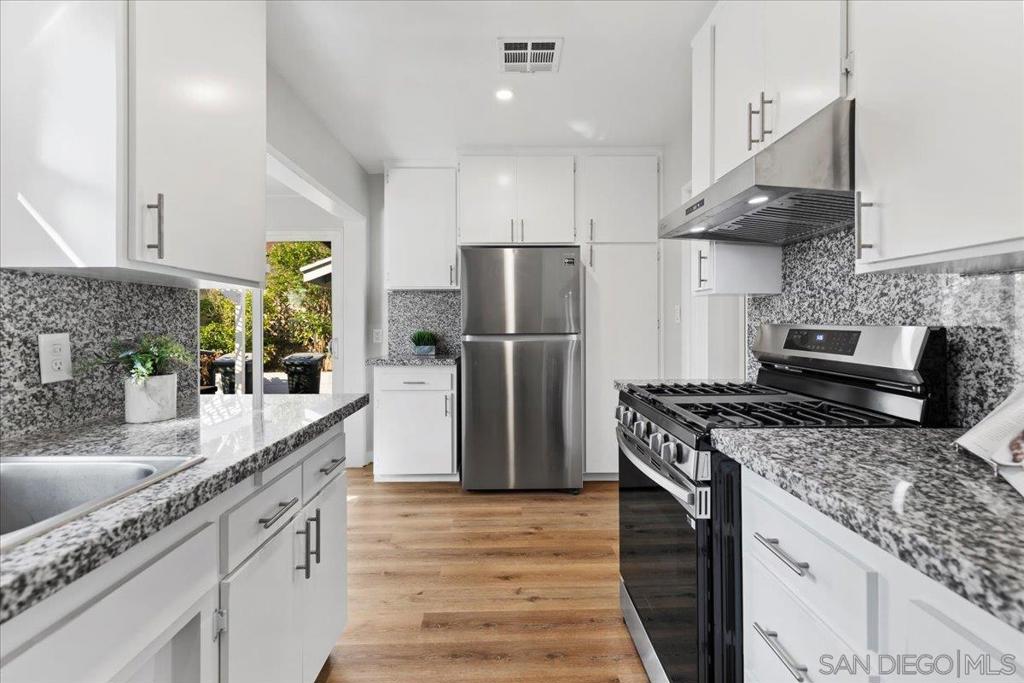 La Mesa - Residential