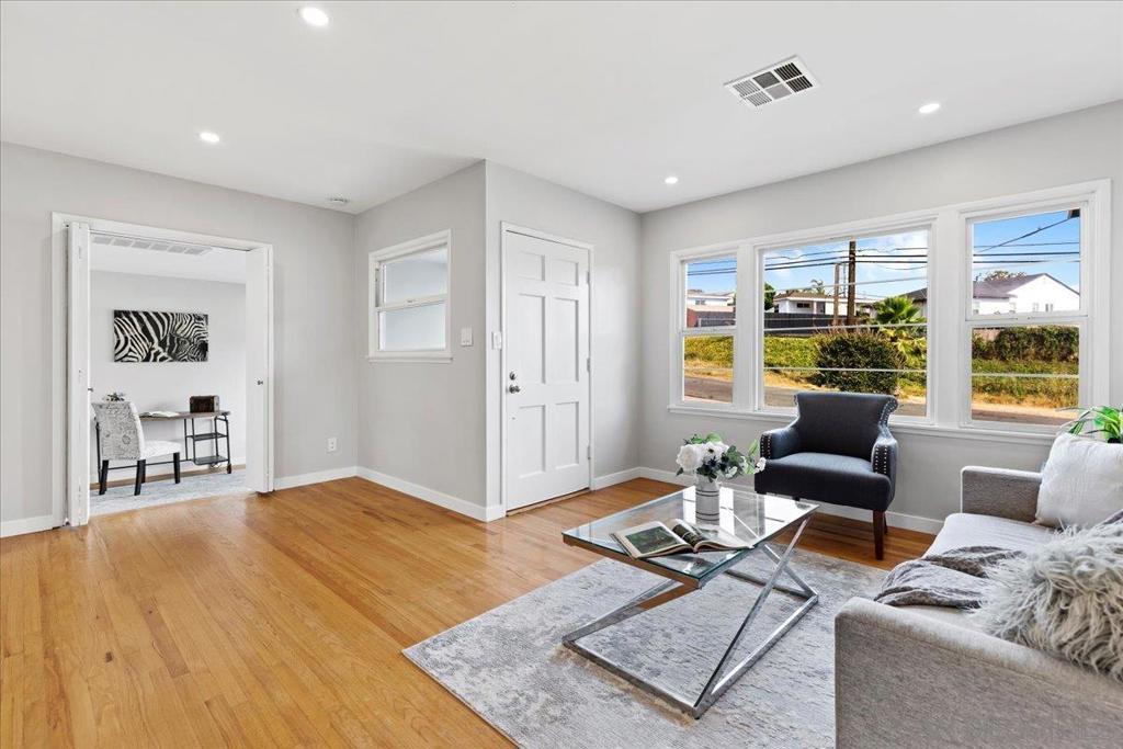 La Mesa - Residential