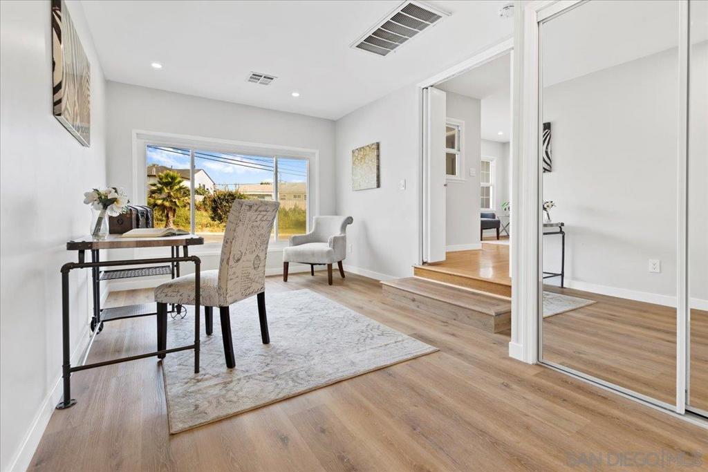 La Mesa - Residential