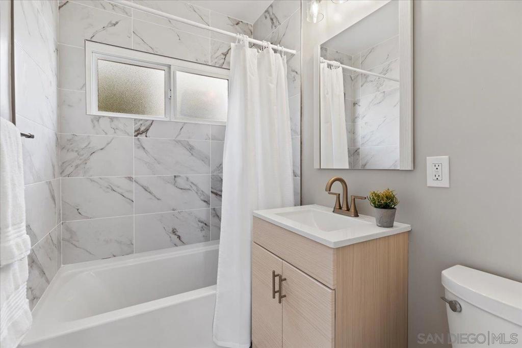 La Mesa - Residential