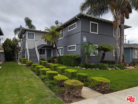 Photo of 8818 Ramsgate Avenue #8822 1/2, Los Angeles, CA 90045 (MLS # 26769737)