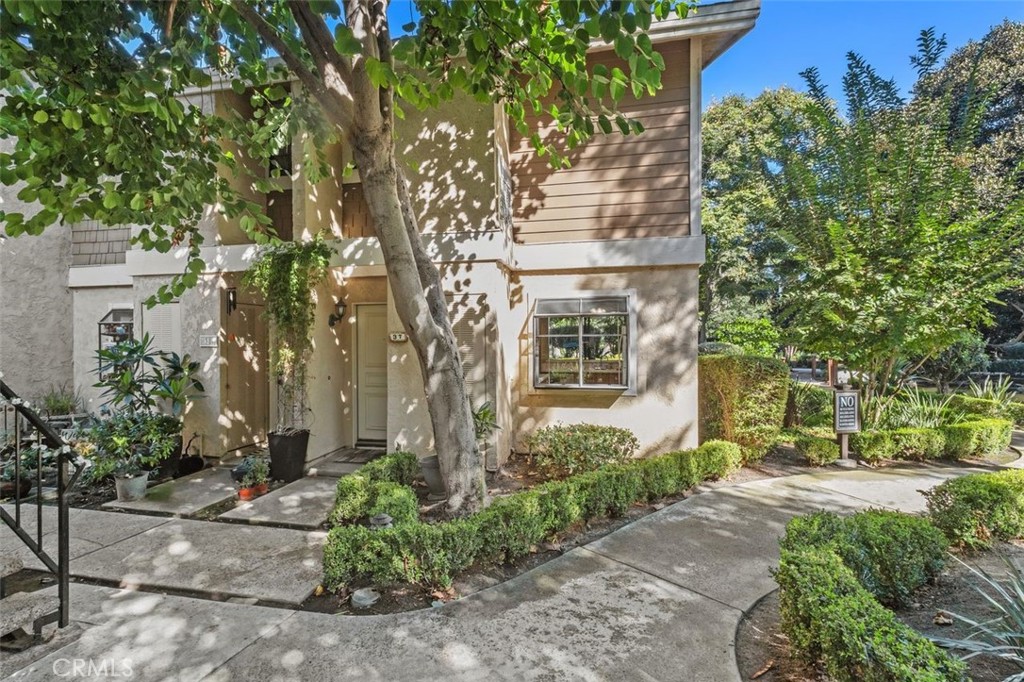 The Lakes (LK) - Residential