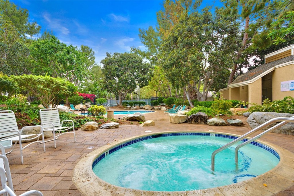 The Lakes (LK) - Residential