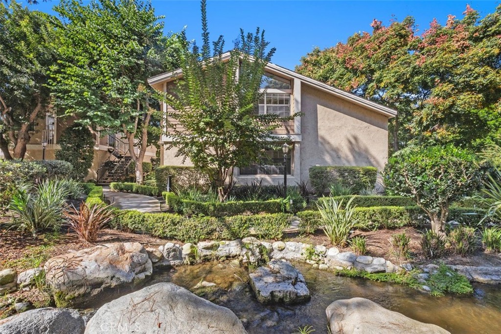 The Lakes (LK) - Residential