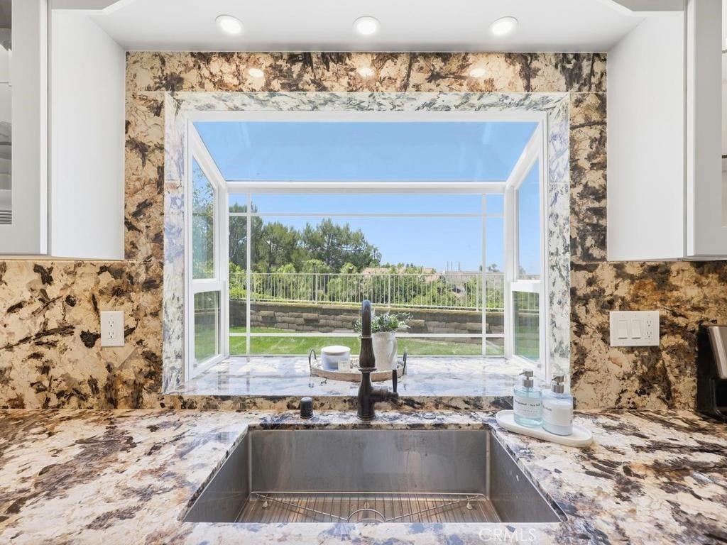 21711 Bogarra, Mission Viejo CA 92692 - Photo 25