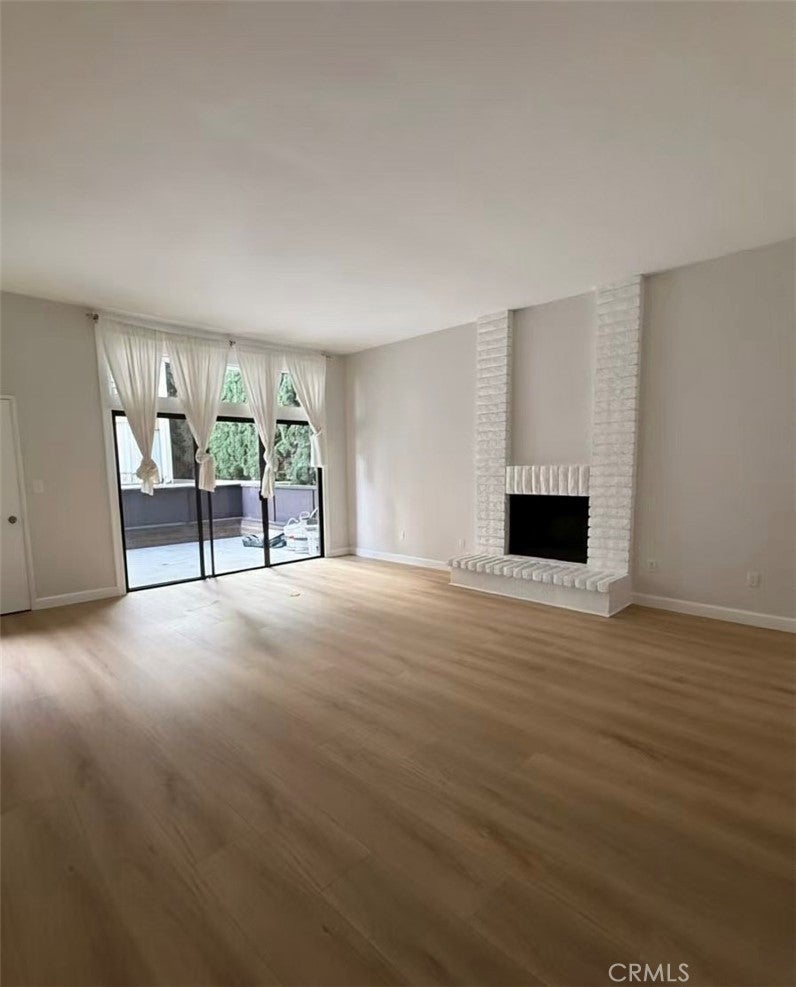 2322 Palos Verdes W 105