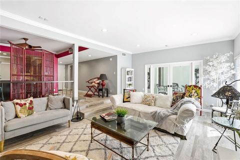 Photo of 4807 Woodley Avenue #303, Encino, CA 91436 (MLS # SR26081922)