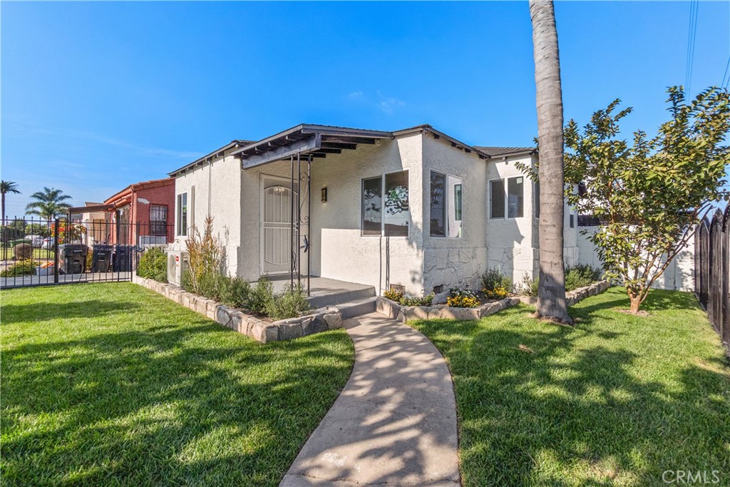 8921 Wadsworth