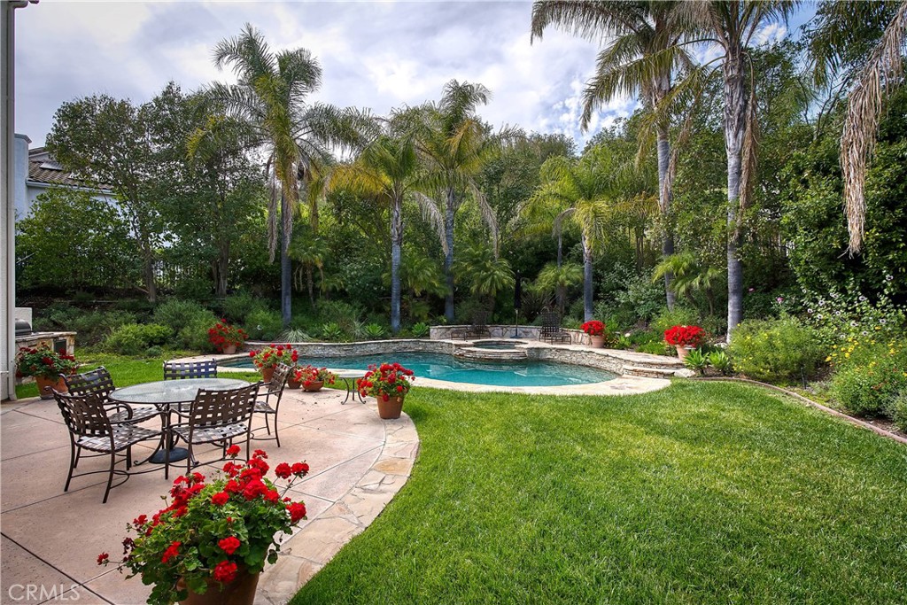 24909 Paseo Del Rancho