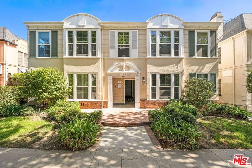 All utilities included! Chic, updated 1 bed/1 bath Beverly Hills condo in a charming, boutique building. Features include a modern kitchen with shaker cabinets, in-unit laundry, sleek flooring, and designer bath. All about location, steps from world-class shopping, dining, and the best of Beverly Hills living.