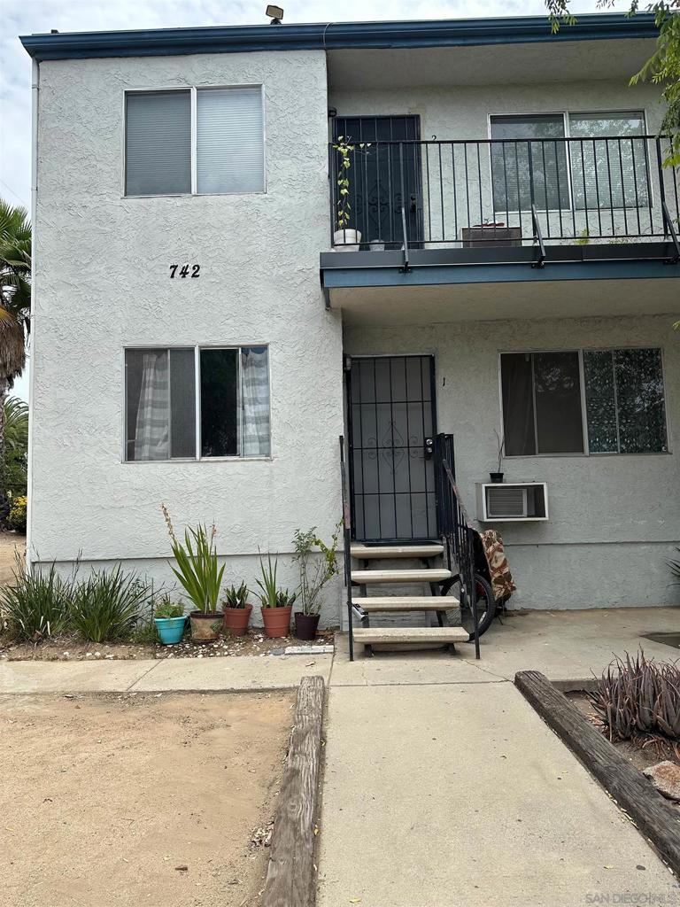 Ramona - Residential