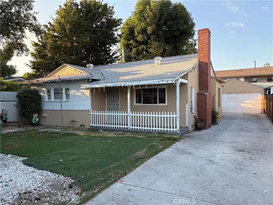Lowest priced single family home in Van Nuys! Fixer, bring your investors or your DIY clients. Close to transportation, freeways, shopping and more.

Long concrete driveway with a detached two car garage that could possibly be converted into an ADU. (Buyer to verify). This is a unique opportunity to create a great starter home!
