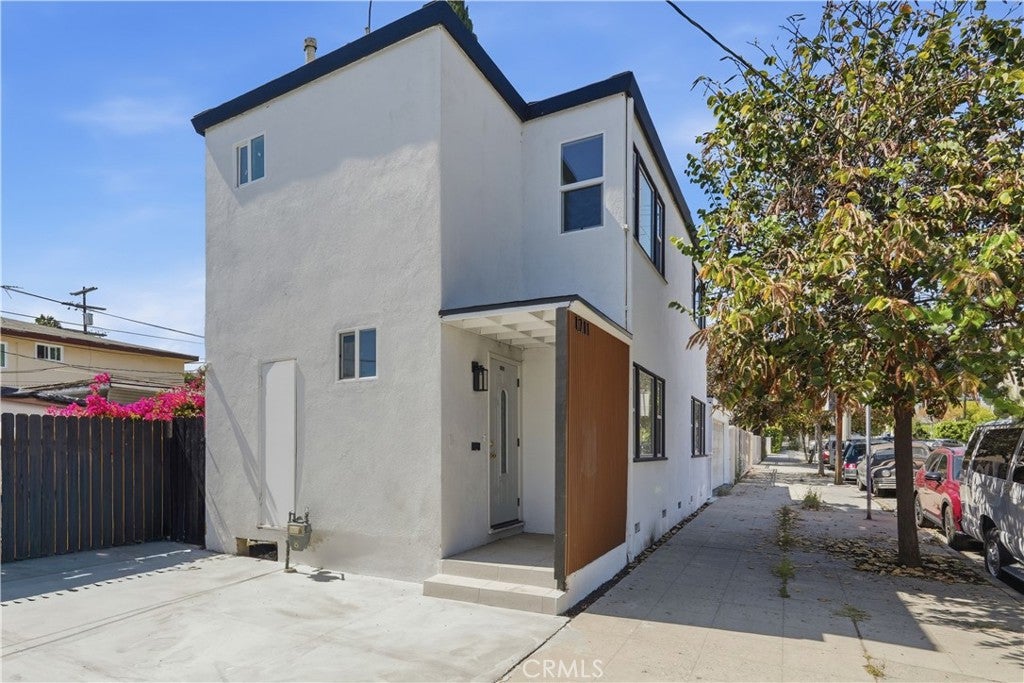 1211 Cole, Los Angeles CA 90038