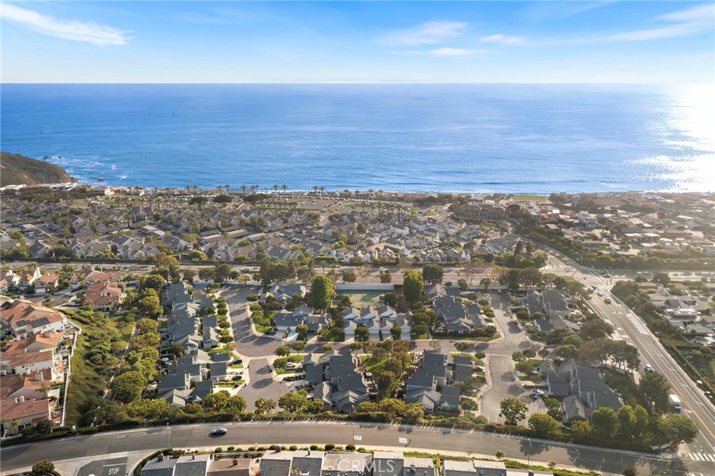33966 Cape Cove