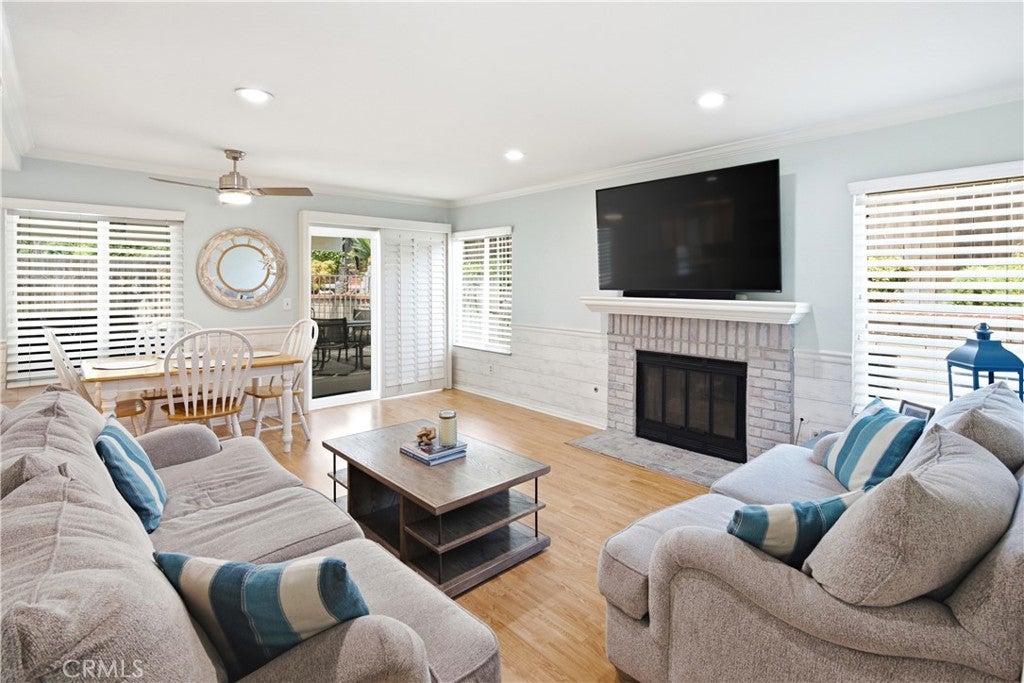 6658 Fresno Court