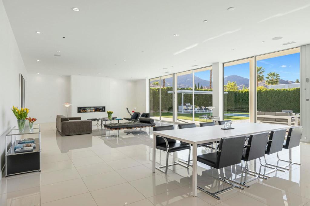 3088 Linea Terrace