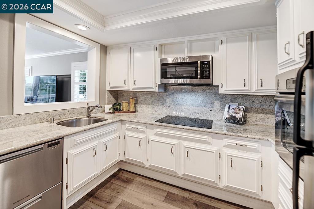3248 Tice Creek Dr 4