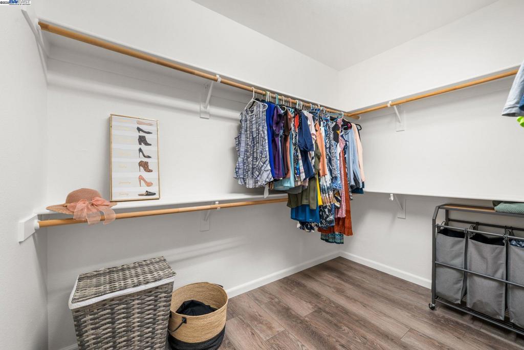 EDGEWOOD - Residential