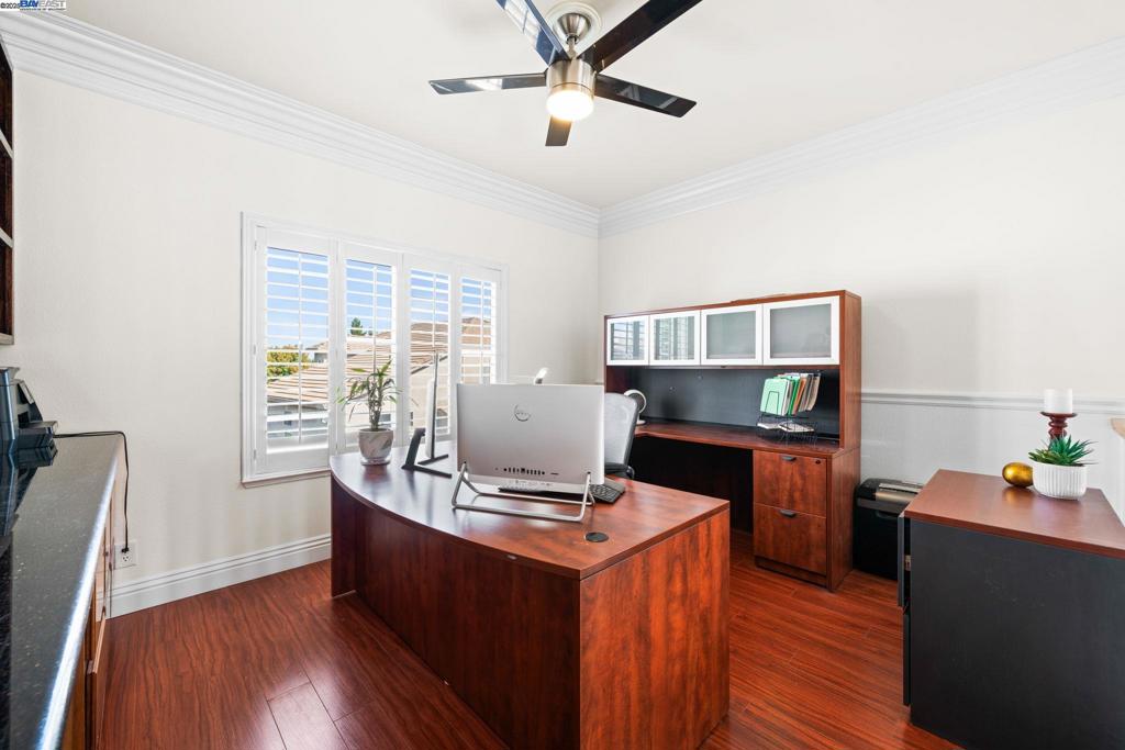 EDGEWOOD - Residential